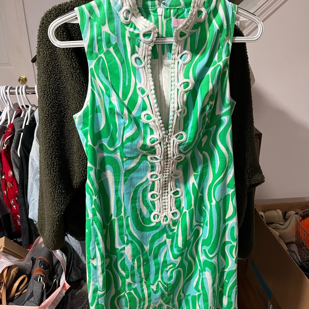 Lilly Pulitzer size 2